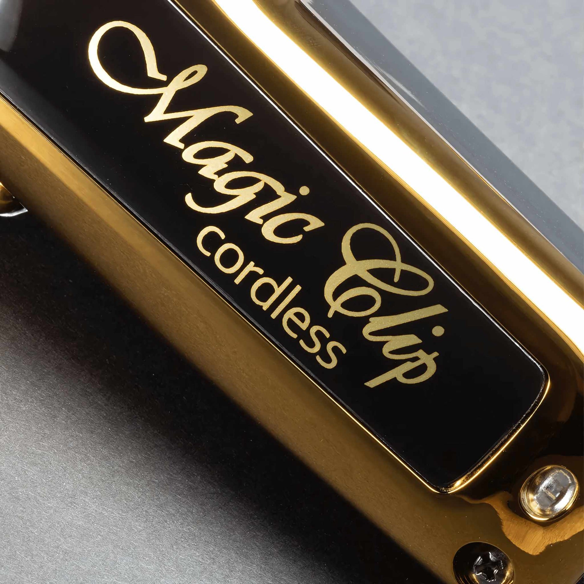 Wahl Magic Clip Cordless Gold Close up photo